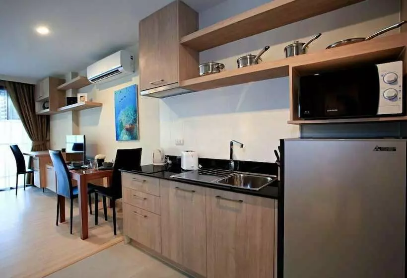 スタンダードスタジオ, The Unity & The Bliss Patong Residence