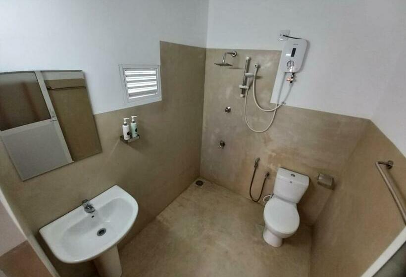 디럭스 룸, Couple Rooms In Negombo