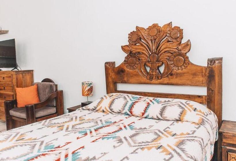 استودیوی لوکس, Boutique Hotel & Suites Hacienda Lord Twigg