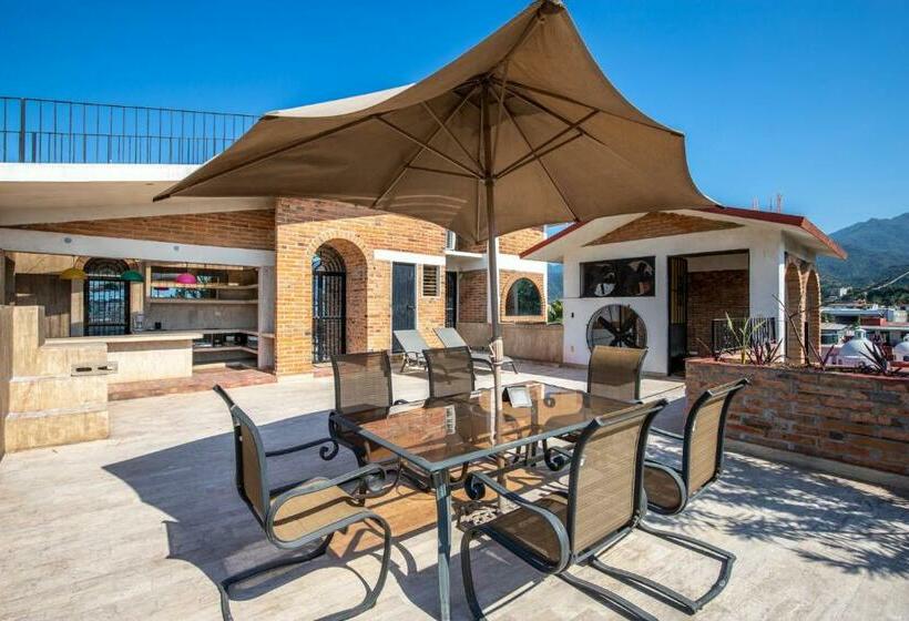 1 Bedroom Penthouse Apartment, Boutique Hotel & Suites Hacienda Lord Twigg