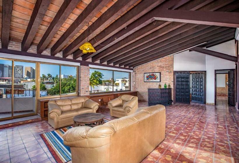 1 Bedroom Penthouse Apartment, Boutique Hotel & Suites Hacienda Lord Twigg