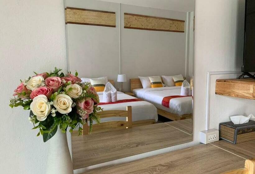 חדר משפחתי, Pailifornia