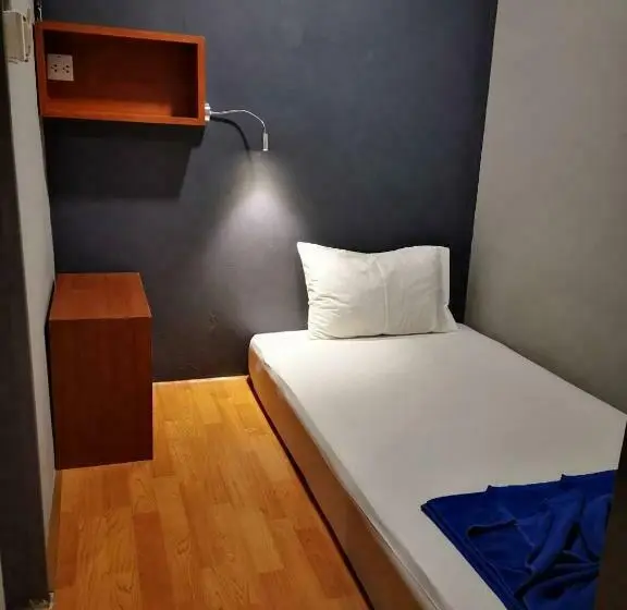 اتاق اکونومی یک تخته, Leisure Hostel