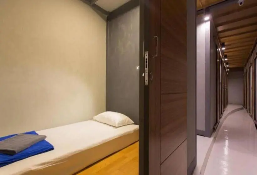 اتاق اکونومی یک تخته, Leisure Hostel