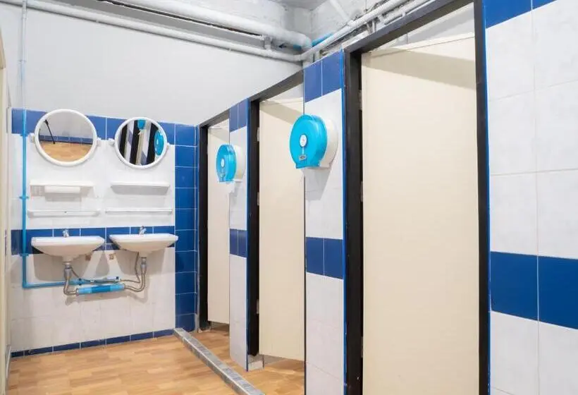 اتاق اکونومی, Leisure Hostel