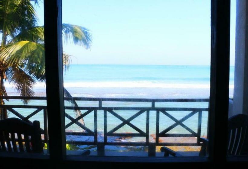 جناح سوبيريور مطل علي البحر, Hikka Ibiza Beach Resort & Natural Pool