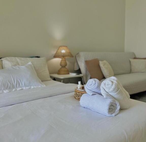 1 Bedroom Apartment Lake View, Wind Residences Tower 2 Tagaytay