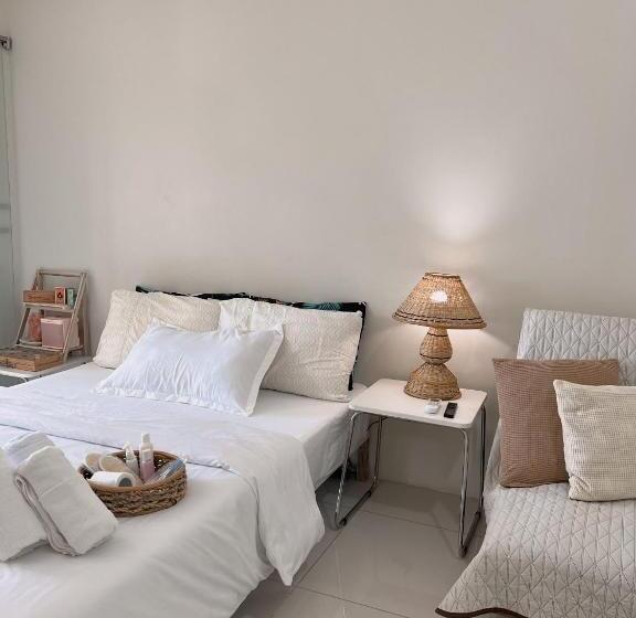 1 Bedroom Apartment Lake View, Wind Residences Tower 2 Tagaytay