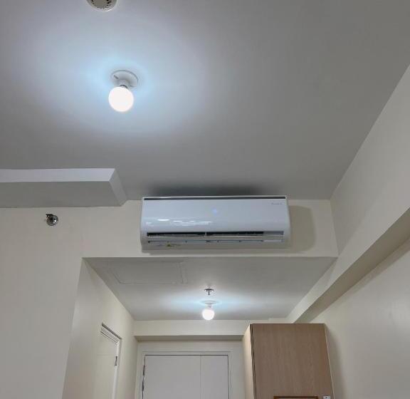 1 Bedroom Apartment Lake View, Wind Residences Tower 2 Tagaytay