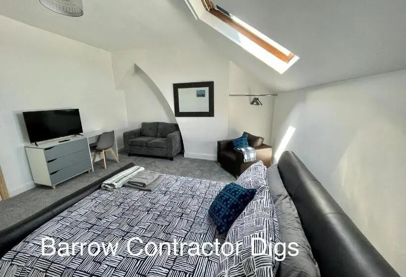バス共有のスタンダードルーム, Barrow Contractor Digs