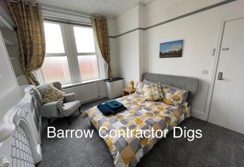 带共用浴室的标准房间, Barrow Contractor Digs