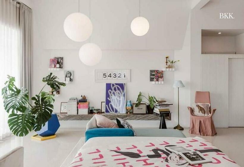 غرفة عائلية, Casapapa Homeandspace