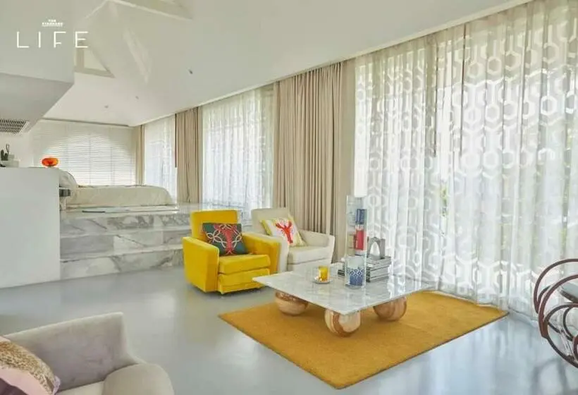 スイート, Casapapa Homeandspace