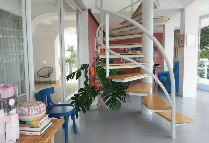 スイート, Casapapa Homeandspace