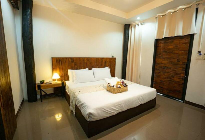 חדר דלוקס, Croissant Hotel And Cafe