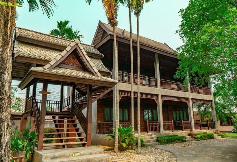 高级大房间, มนต์เมืองเชียงใหม่ รีสอร์ต Monmuang Chiangmai Resort