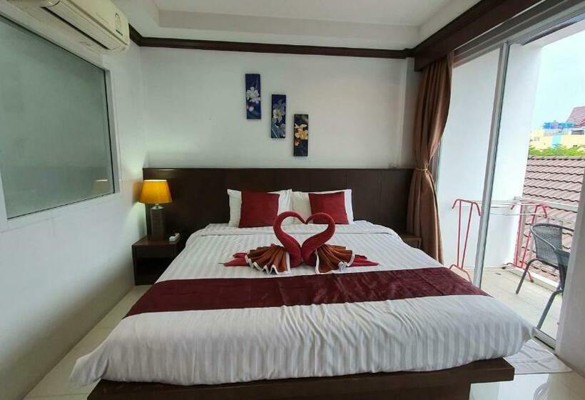 Apartamento 1 Dormitório, Nanai 8 Road 芭东一卧豪华公寓位置便利