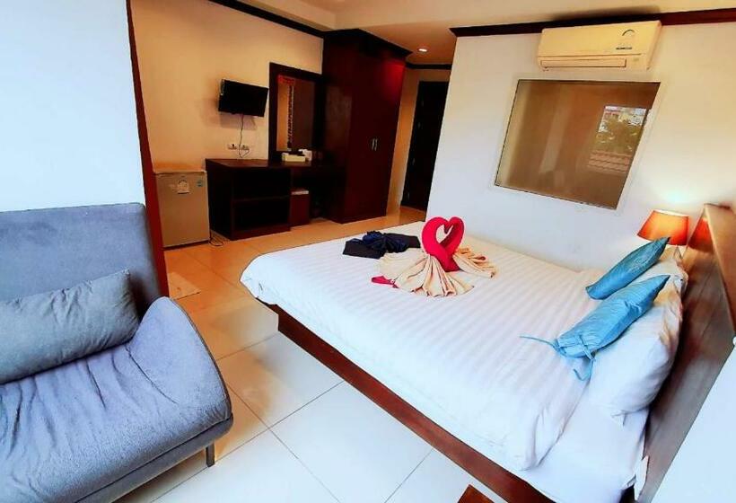 Apartamento 1 Dormitório, Nanai 8 Road 芭东一卧豪华公寓位置便利