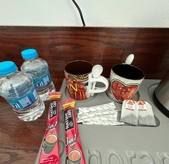 اتاق استاندارد سه نفره, Petra Pass Hostel