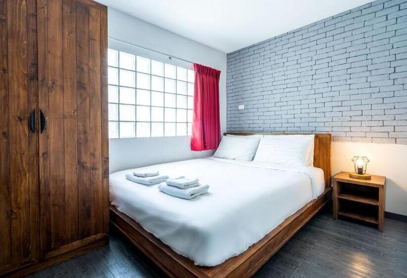 Quarto Deluxe, Go Inn The Grand Palace Mrt Samyot Station