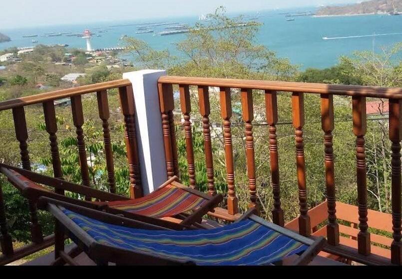 غرفة قياسية مطلّة علي البحر, บ้านนางฟ้า เกาะสีชัง Baan Nangfa