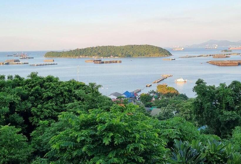 غرفة قياسية مطلّة علي البحر, บ้านนางฟ้า เกาะสีชัง Baan Nangfa