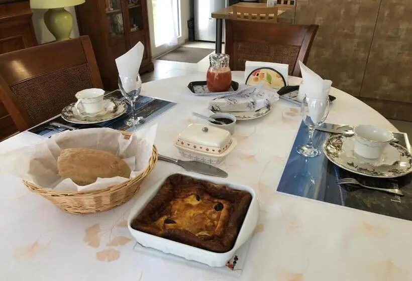 Standard-huone Puutarhanäkymä, Chez Yolande