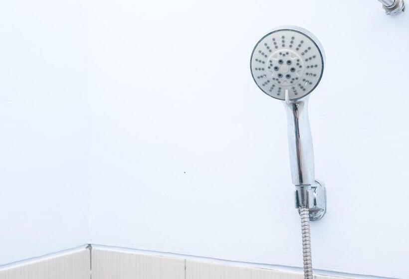 חדר סופריור, Urbanview Syariah Wisma Nabil Solo