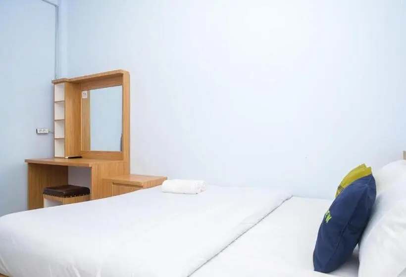 Deluxe-huone, Urbanview Syariah Wisma Nabil Solo
