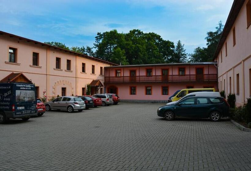 غرفة عائلية, Penzion U Parku