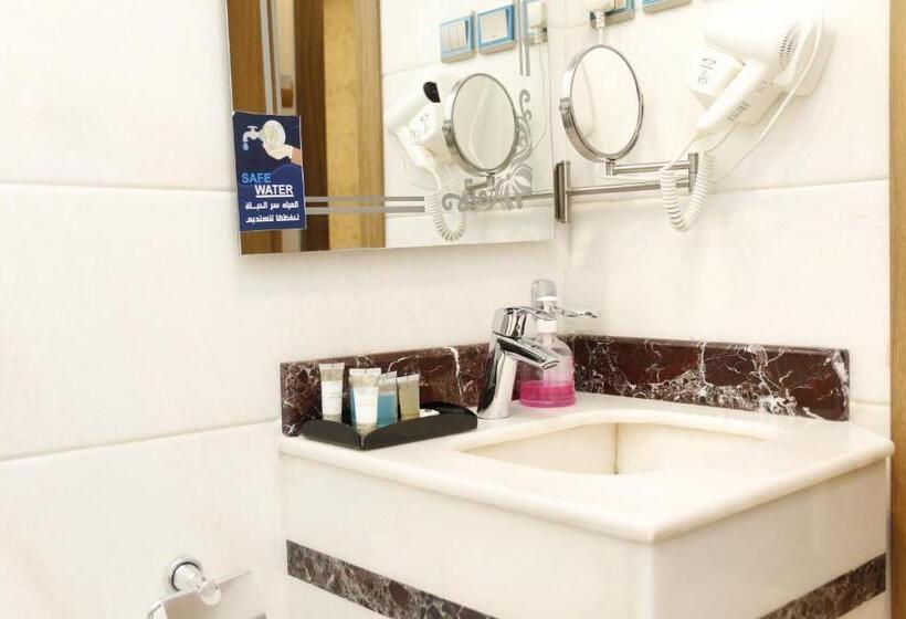 חדר סטנדרט, فندق دان الذهبي