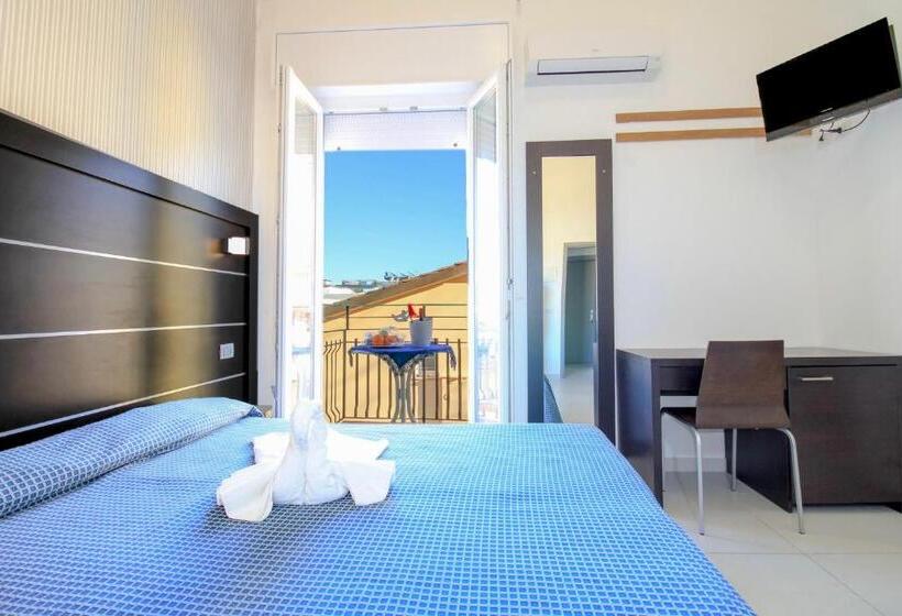 اتاق استاندارد با بالکن, Dependance Londra Hotel Duca Di Kent