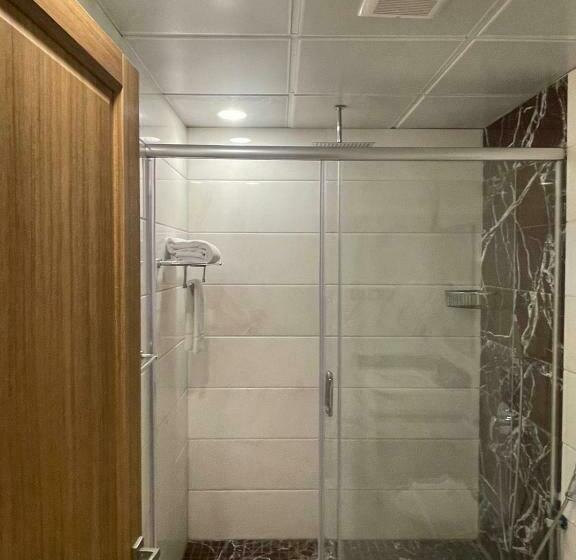 חדר סטנדרט, فندق دان الذهبي