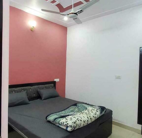 غرفة ديلوكس ثلاثية, Oyo 81090  Mi Residency