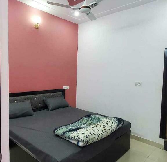 غرفة ديلوكس ثلاثية, Oyo 81090  Mi Residency