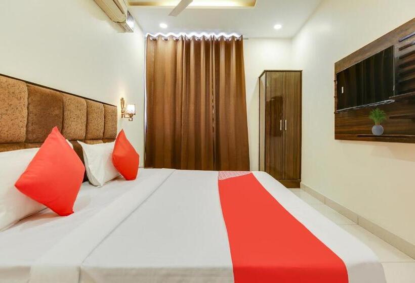 اتاق کلاسیک سه تخته, O Orchid Inn