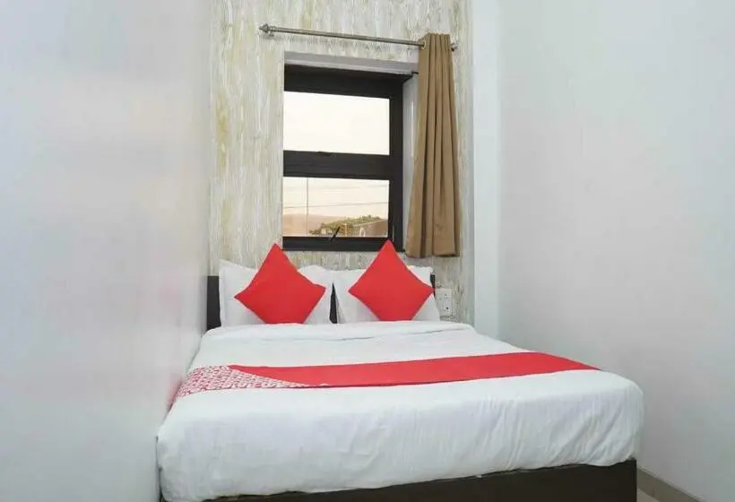 トリプルクラシックルーム, Oyo Flagship 81100  Sai Lodging