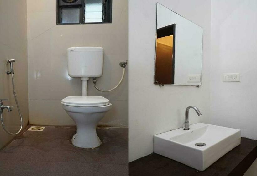 חדר קלאסי לשלושה, Oyo Flagship 81100  Sai Lodging