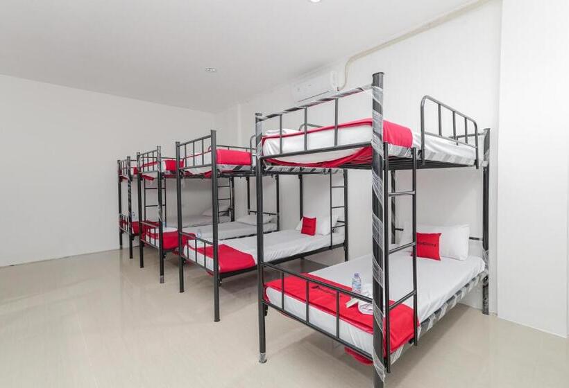 Кровать в Общей Комнате, Yayah Residence At Sawojajar Bogor Redpartner