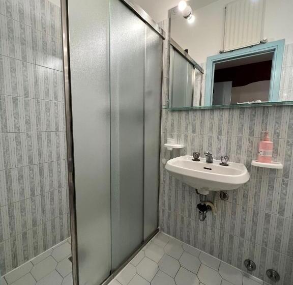 标准单人间, Zappi Cycling