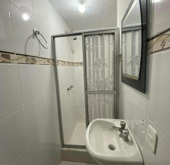 اتاق استاندارد, Hostal Mollitiam