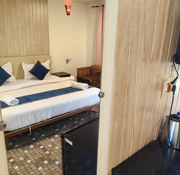 اتاق استاندارد با چشمانداز استخر, The Sunbliss Cottages