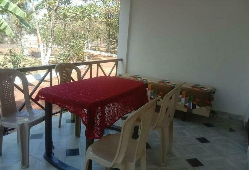 غرفة ديلوكس, Stay On The Way Resort Mandwa Alibag