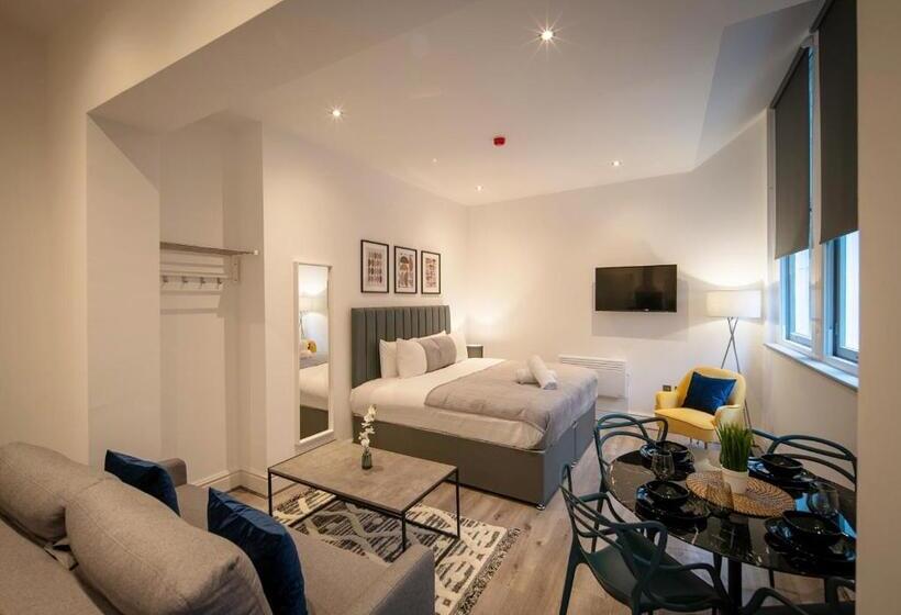 Standaard Studio, Dream Apartments Harrington Street Liverpool