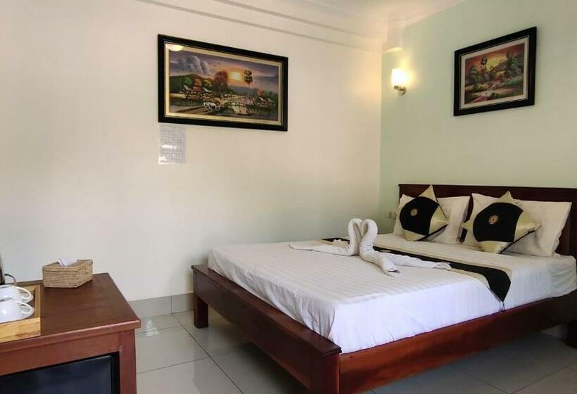 プールビュースタンダードルーム, La Villa D Alex