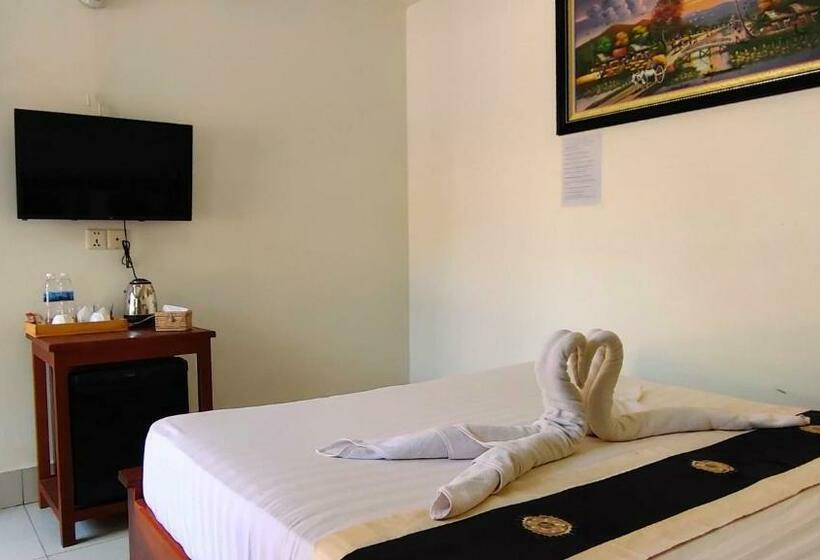 プールビュースタンダードルーム, La Villa D Alex