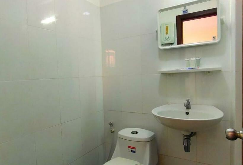 プールビュースタンダードルーム, La Villa D Alex