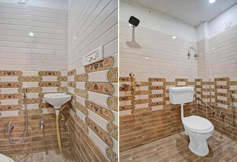 Трехместный Номер Классика, Oyo Flagship 81034  Star Cham
