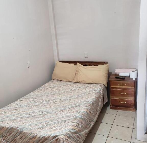 豪华房间, Hostal El Porrón