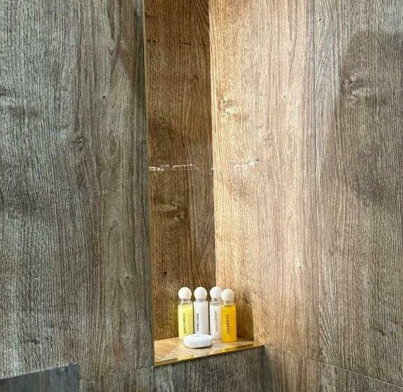 تختخواب در اتاق مشترک, Bed Pillow Hostel